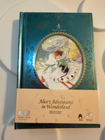 Подарочный блокнот в твёрдой обложке Алиса в Стране Чудес в ассортименте Bookvoed US Изумрудный